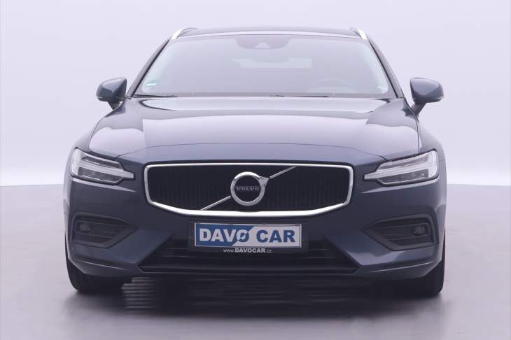 Volvo V60 2,0 D4 Aut. Momentum 1.Maj.