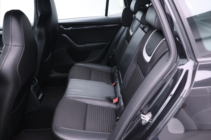 Škoda Octavia 2.0 TDI 135kW Navi Xenon RS