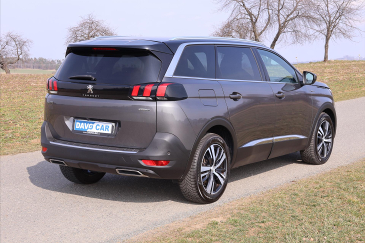 Peugeot 5008 1,2 PT 96kW GT-Line 7-Míst