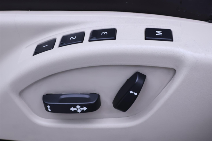 Volvo XC60 2,4 D3 120kW AWD AT Summum