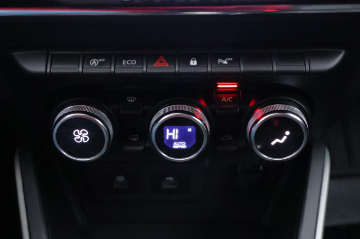 Dacia Duster 1,0 TCe LED Navi CZ 1.Maj.