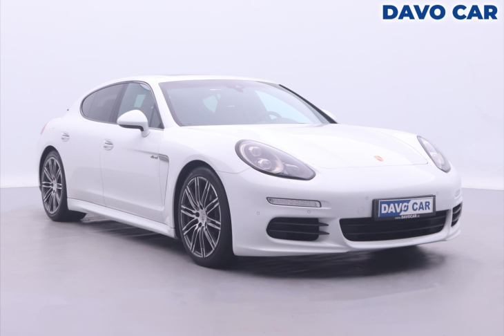 Porsche Panamera 3,0 V6 221kW Turbodiesel