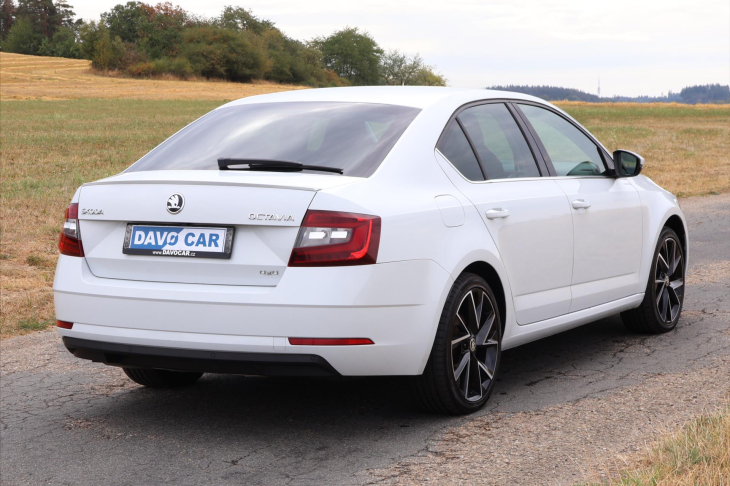 Škoda Octavia 2,0 TDI 4x4 DSG CZ Style Sport