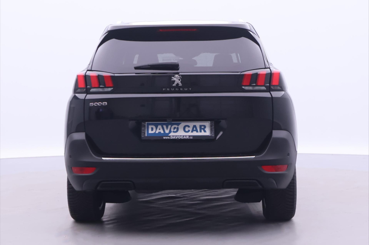 Peugeot 5008 1,2 PT Aut. Allure 7-Míst DPH