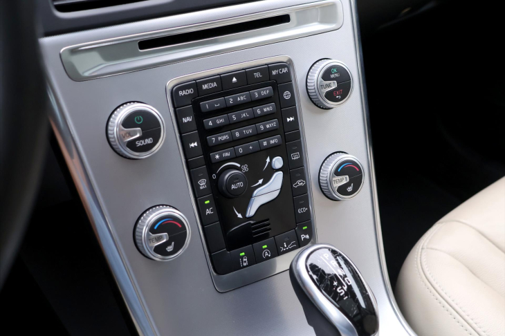 Volvo XC60 2,0 D3 110kW Aut. Momentum