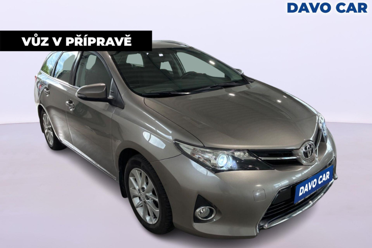 Toyota Auris 1,6 i 97kW Serv. Kniha