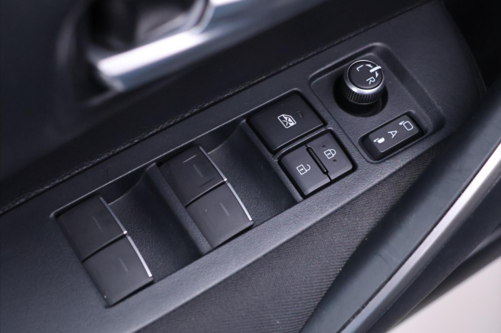 Toyota Corolla 1,5 VVT-i Aut. Comfort CZ DPH