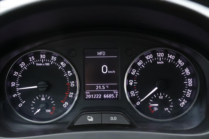 Škoda Rapid 1,6 TDI 66kW Ambition CZ