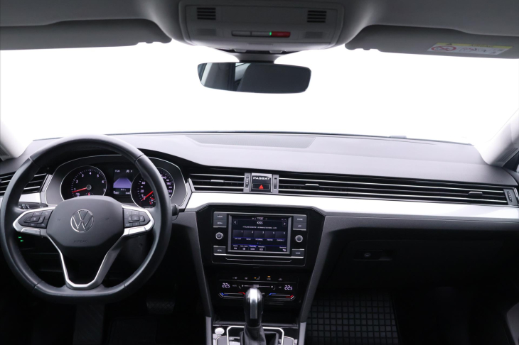Volkswagen Passat 1,5 TSI 110kW DSG Business CZ
