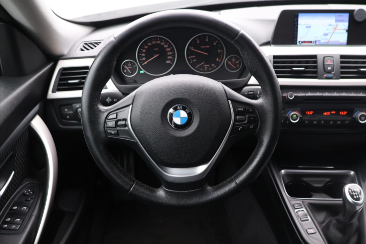 BMW Řada 3 2.0 320d 135kW GT Xenon