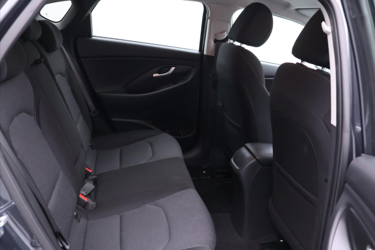 Hyundai i30 1,0 T-GDI Aut. Smart CZ 1.Maj.