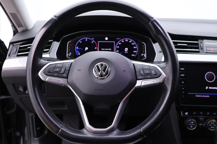 Volkswagen Passat 2,0 TDI DSG Virtual Business