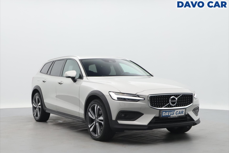 Volvo V60 2,0 D4 AWD CZ Cross Country