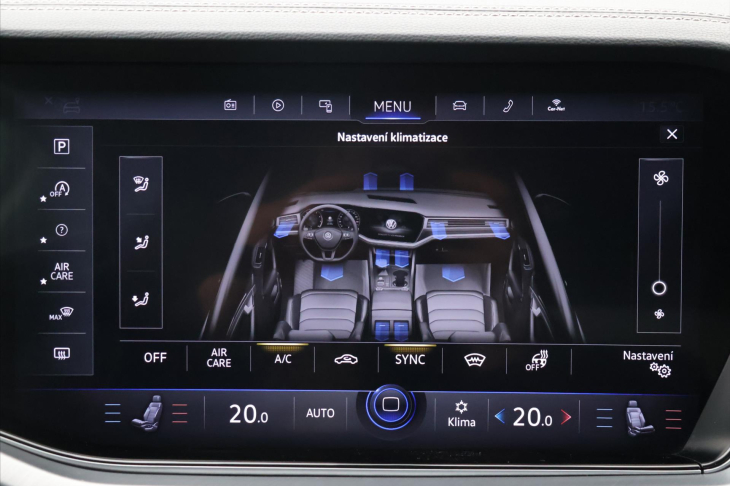 Volkswagen Touareg 3,0 TDI 210kW 4M LED DPH CZ
