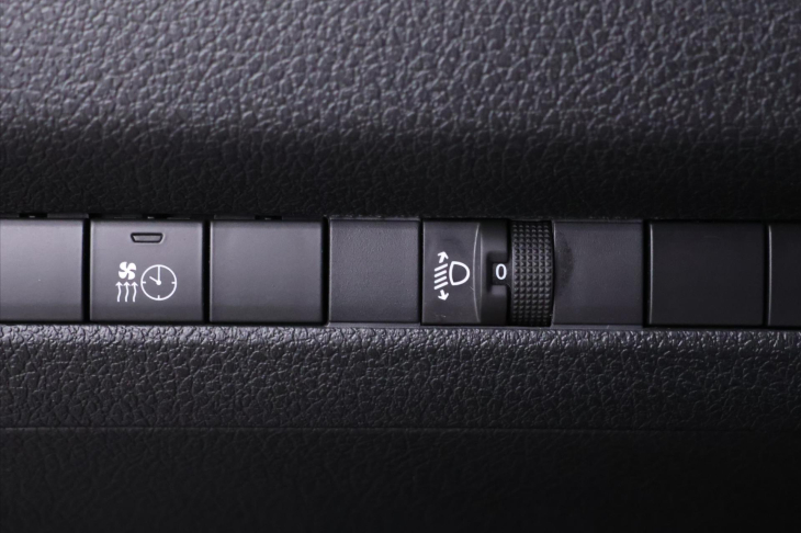 Toyota ProAce Verso 2,0 D-4D 180k Aut. CZ L2 DPH