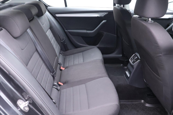 Škoda Octavia 2,0 TDI 110kW Style Xenon