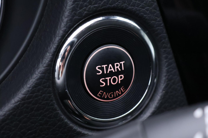 Nissan Qashqai 1,2 DIG-T 85kW Xtronic Acenta