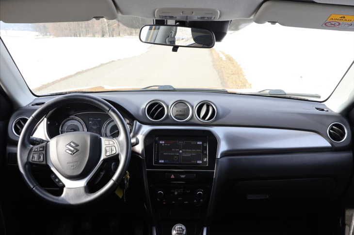Suzuki Vitara 1,4 BoosterJet 95kw Navi