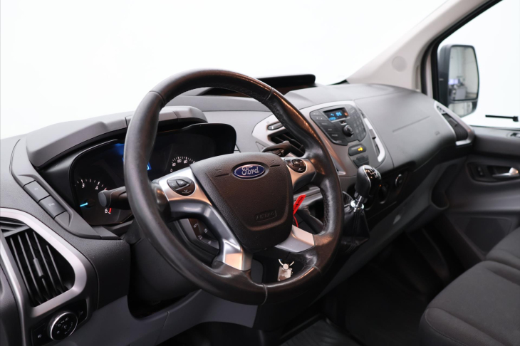 Ford Transit Custom 2,0 TDCi 96kW 6-Míst CZ DPH