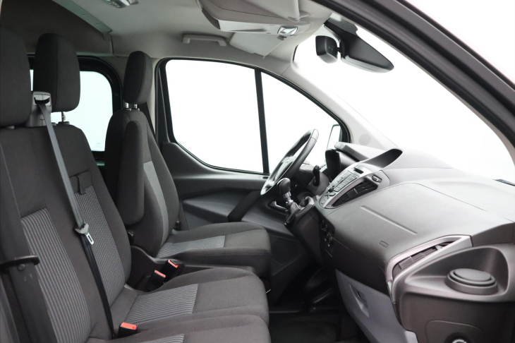Ford Transit Custom 2,2 TDCI 92kW L2H2 9-Míst DPH