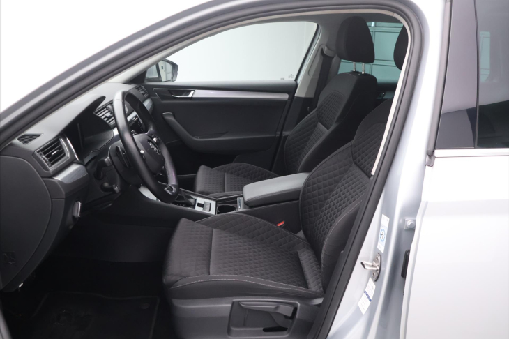 Škoda Superb 2.0 TDI 110kW DSG LED 1Maj DPH