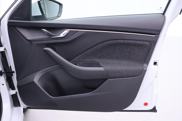 Škoda Kamiq 1,0 TSI 81kW CZ Style LED 1Maj