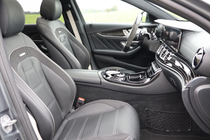 Mercedes-Benz Třídy E 4,0 63S 4MATIC+ 450kW AMG DPH