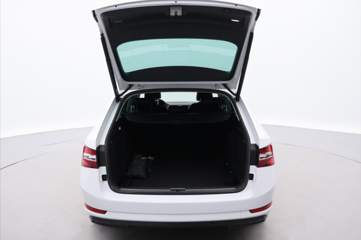 Škoda Superb 2.0 TDI DSG CZ Style Plus Kůže