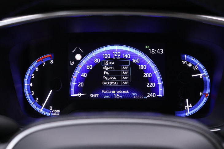 Toyota Corolla 1,6 i 97 kW CZ 45'521 Km