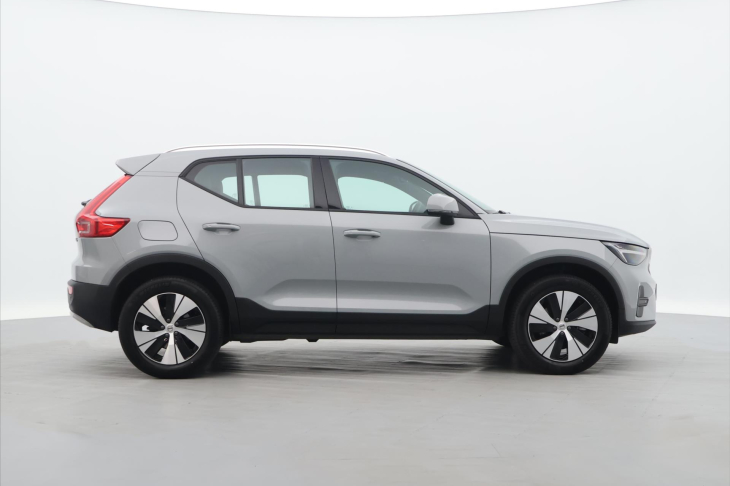 Volvo XC40 2.0 B3 120kW Core DCT CZ DPH