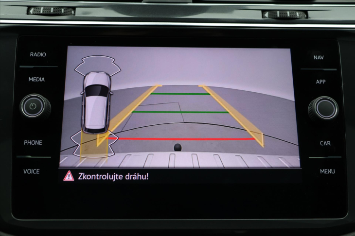 Volkswagen Tiguan Allspace 2,0 TSI DSG 4M R-Line 7Míst DPH