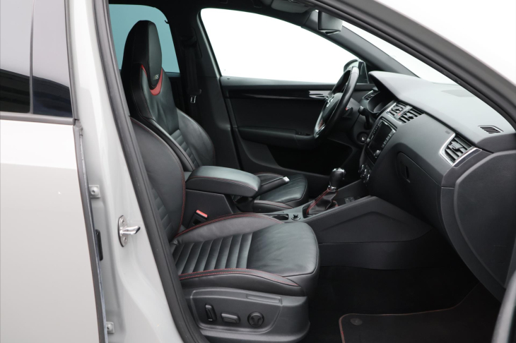 Škoda Octavia 2,0 TSI RS230 169kW DSG Canton