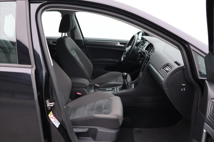Volkswagen Golf 1,4 TSI 92kW CZ Comfortline