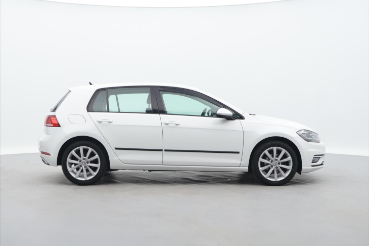 Volkswagen Golf 1,4 TSI 92kW CZ LED