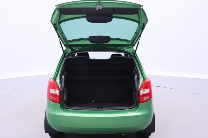 Škoda Fabia 1,2 12V 44kW Ambiente+ CZ