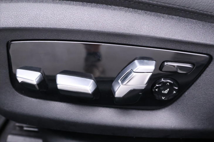 BMW Řada 5 2,0 530e xDrive Automat CZ DPH