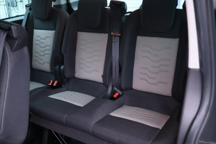 Ford Tourneo Custom 2,2 TDCI 114kW Titanium 8-Míst