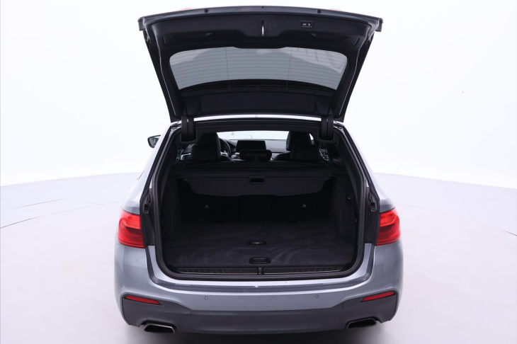 BMW Řada 5 3,0 530d xDrive 195kW M-paket
