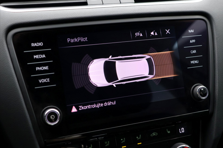 Škoda Octavia 2,0 TDI 110kW Style DSG CZ