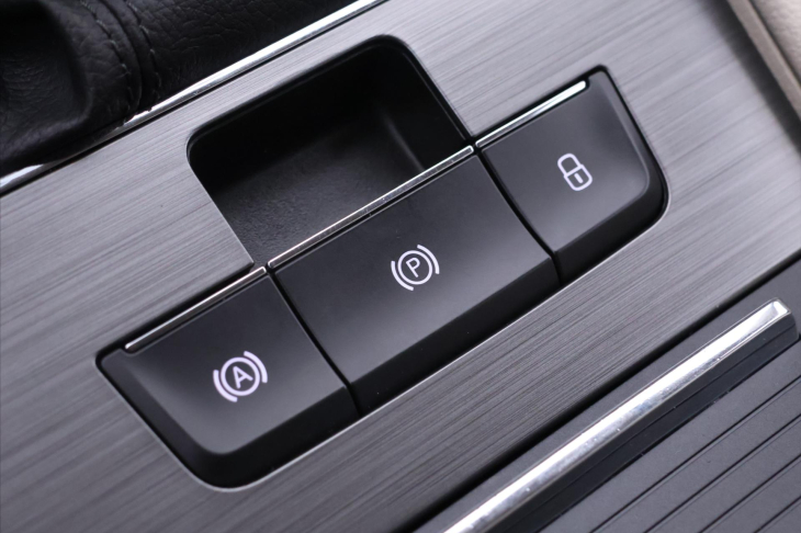 Škoda Superb 2,0 TDI 110kW Style CZ DPH 1.Maj