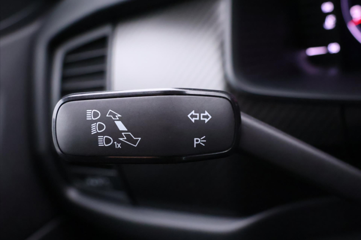 Škoda Kodiaq 1,5 TSI Sportline 7-Míst DPH