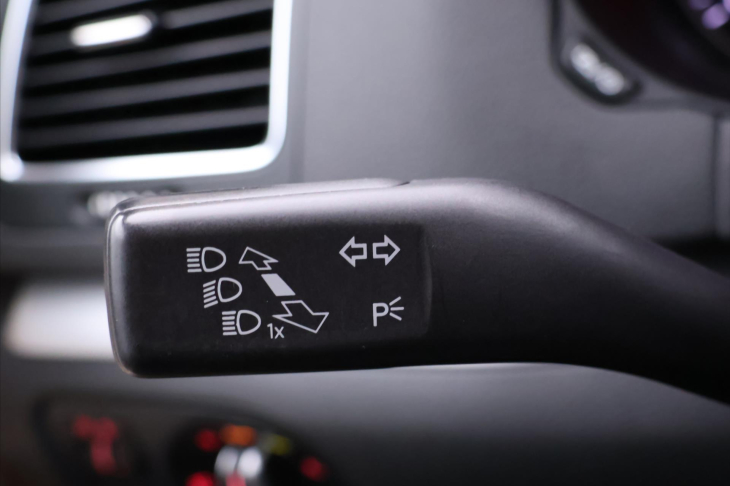 Volkswagen Sharan 2,0 TDI 100kW Highline Navi