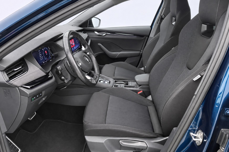 Škoda Octavia 2,0 TDI 110kW DSG Sportline CZ DPH