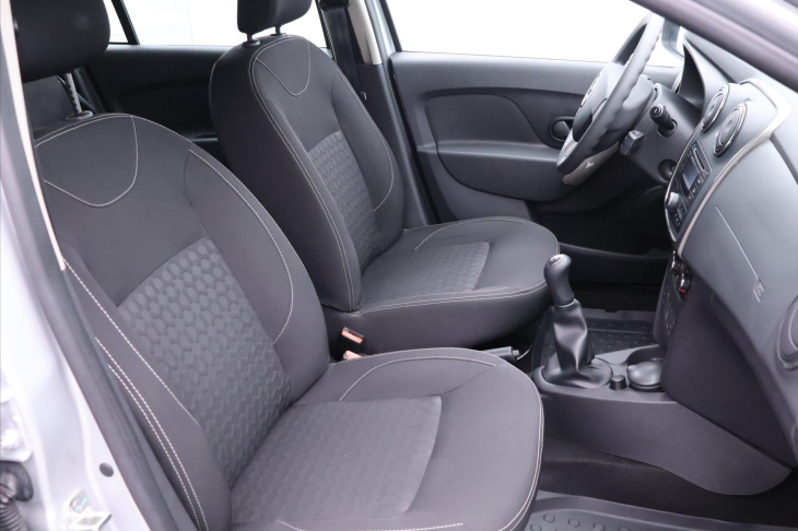 Dacia Logan 1,2 16V 54kW Klimatizace CZ