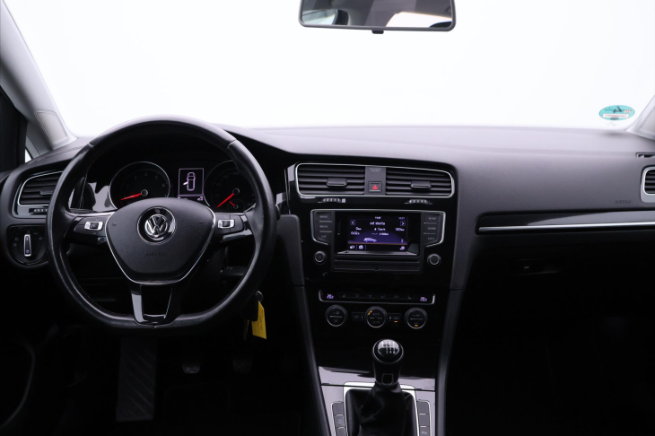 Volkswagen Golf 1,4 TSI Highline Serv.kniha