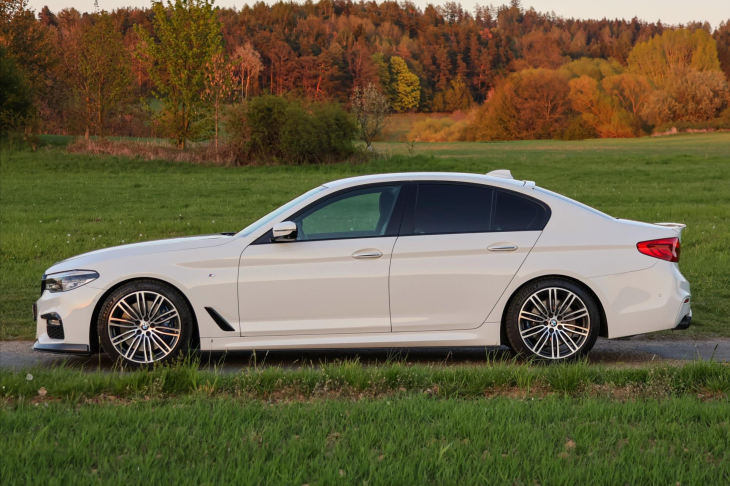 BMW Řada 5 3,0 540i xDrive Schnitzer DPH CZ