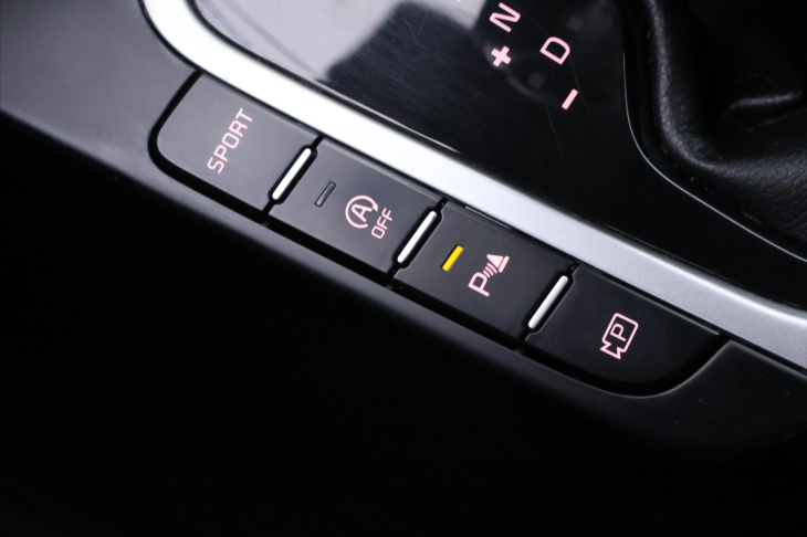 Kia Ceed 1,5 T-GDI 118kW Aut. GT-Line