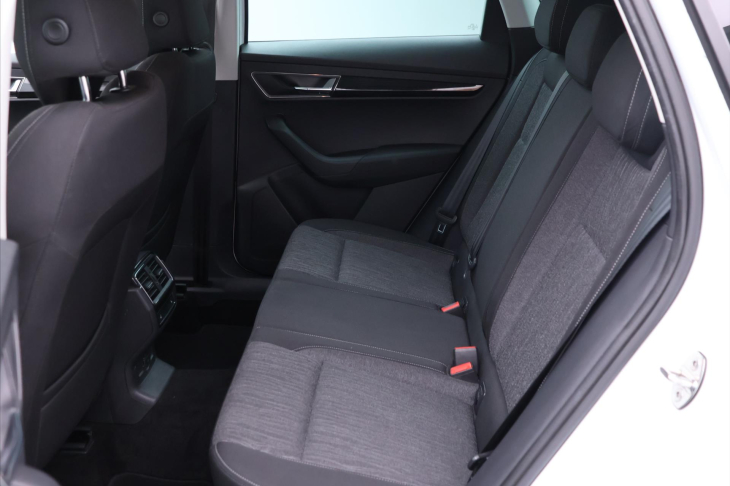 Škoda Karoq 1,5 TSI 110kW Style CZ 1.Maj