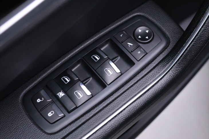 Maserati Levante 3,0 D 184 kW 4x4 Automat Kůže