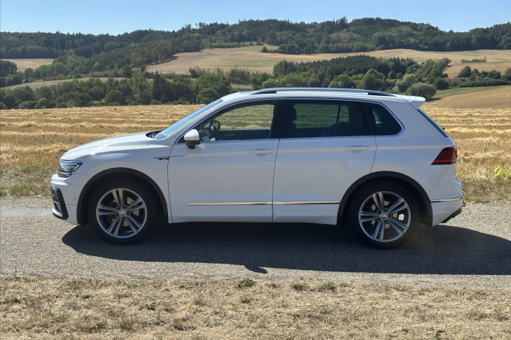 Volkswagen Tiguan 1,4 TSI DSG R-line matrix virtual